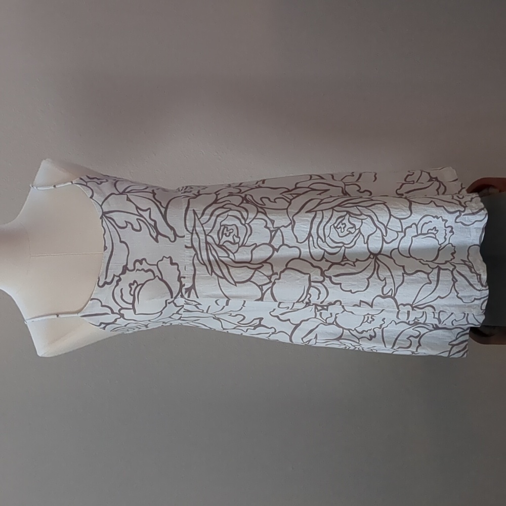 White and Brown Floral Dress With Button Detailing - Picture 9 of 11